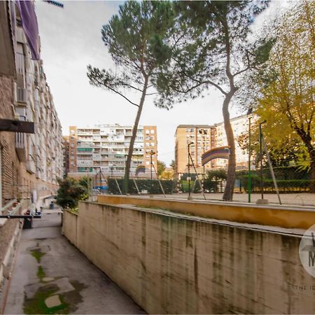 Confort Con Parking Para 3, Vive La Latina Madri Exterior foto