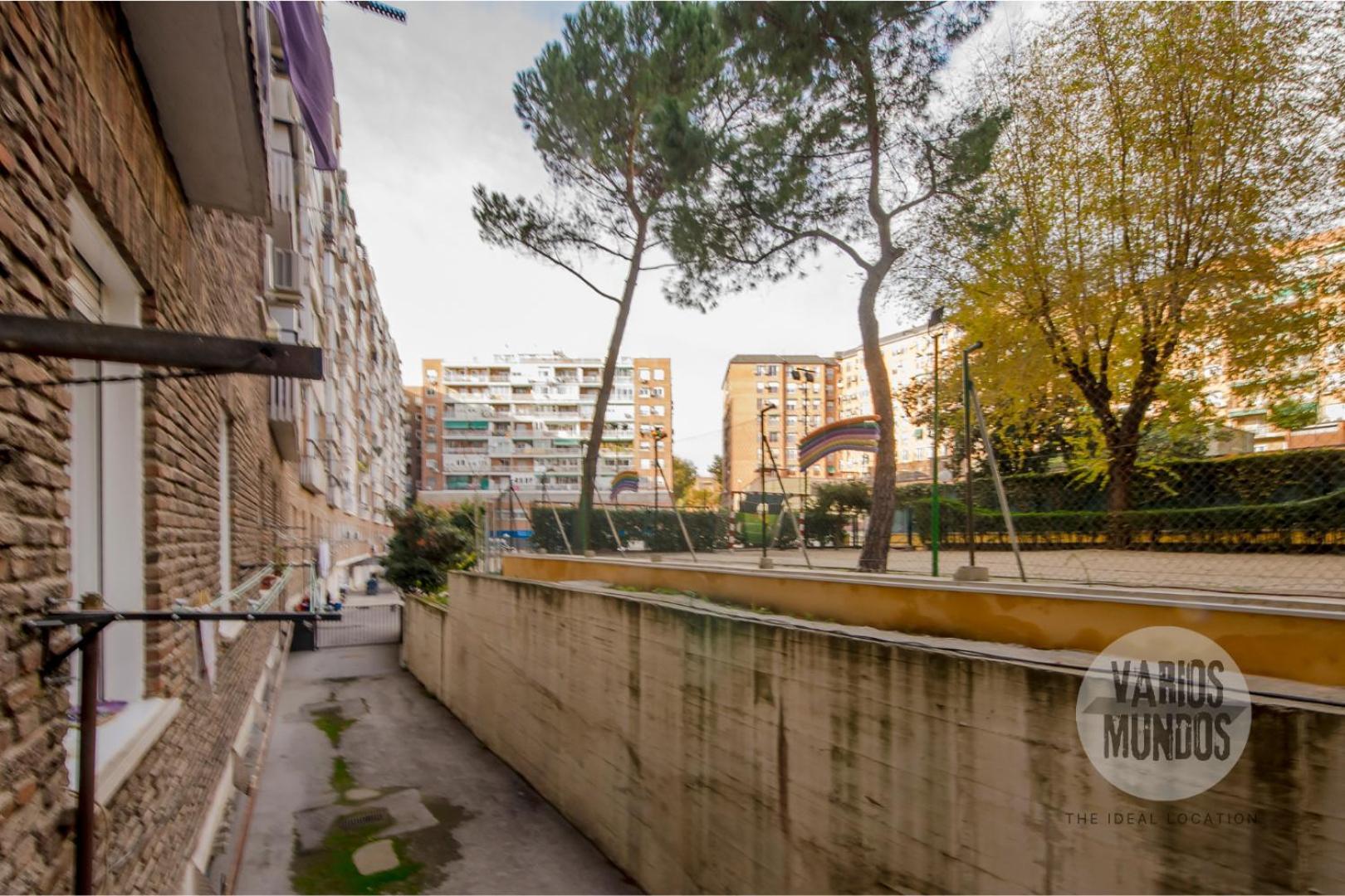 Confort Con Parking Para 3, Vive La Latina Madri Exterior foto